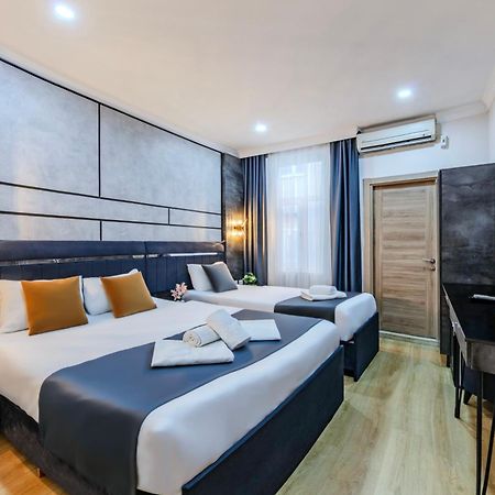 La Pazza Suites Istanbul Exterior photo
