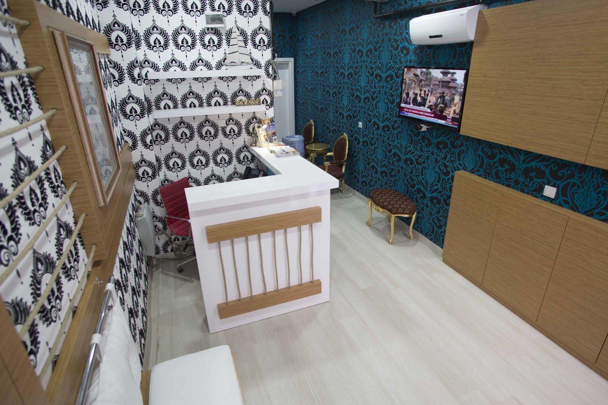 La Pazza Suites Istanbul Exterior photo